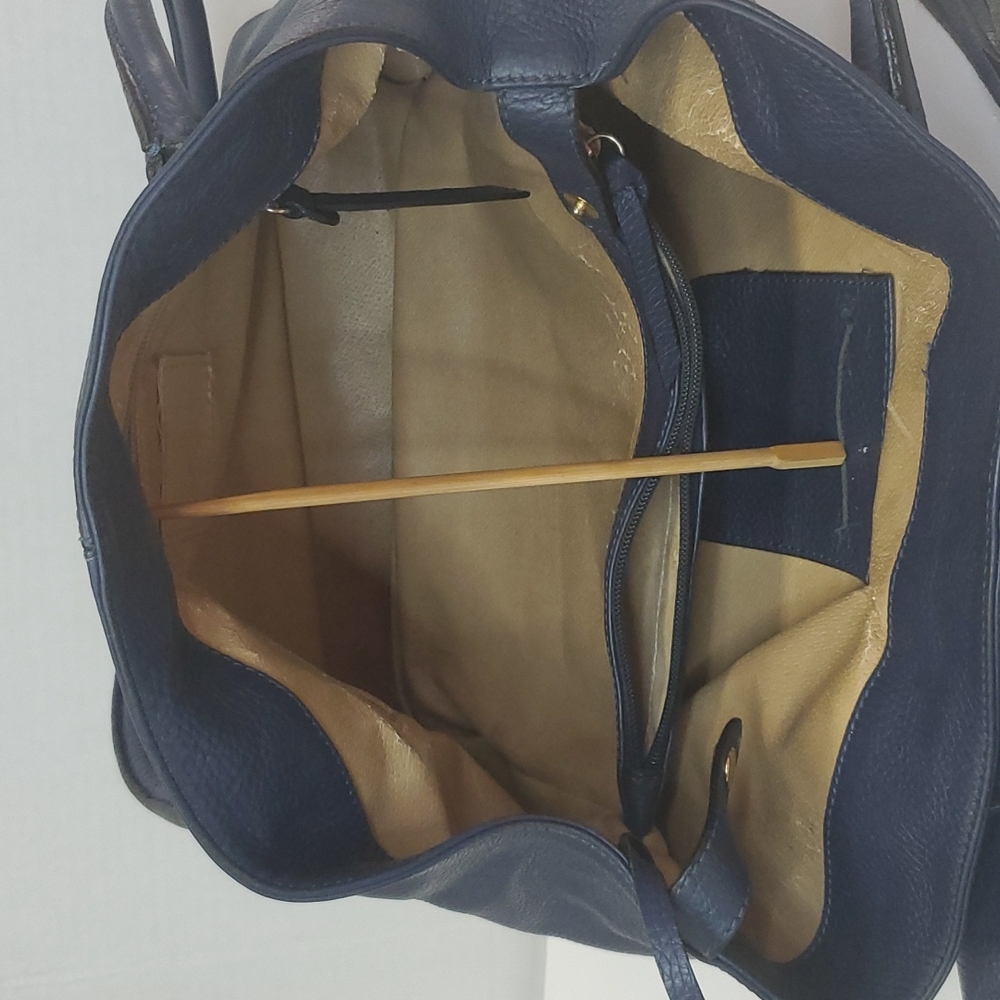 *Courage B* Beautiful Navy Blue Italian Leather Shoulder Bag With Coin Purse - Picture 8 of 12